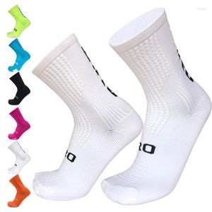 Chaussettes pour hommes 2022 Cuisse haute compression Cyclisme Hommes et femmes Football Basketball