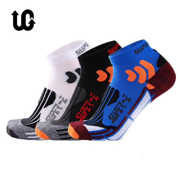 Chaussettes pour hommes 3 paires/lot Coolmax homme femme Sport cheville chaussettes confortables élastiques antichoc unisexe course chaussettes tricotées chaussettes de course EU38-45 230809