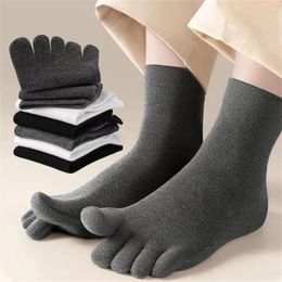 Chaussettes masculines 5 paires cinq doigts coton hommes couleurs solides confort sport de haute qualité anti-odor fonctionnant à l'orteil divisé