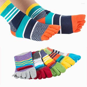 Calcetines para hombre, 5 par/lote, calcetín corto transpirable de algodón con cinco dedos a rayas de colores para hombre, calcetín corto para mujer, ropa de calle para chicas, triangulación de envíos