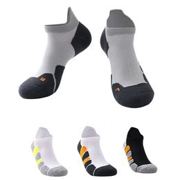 Chaussettes pour hommes 5 paires Sports Running Séchage rapide Antidérapant Absorption de la sueur Tube court Serviette d'extérieur Bas Bas Bateau Femmes 231101