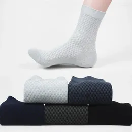 Chaussettes pour hommes Fibre de bambou Hommes Hommes Compression respirante Longue Business Casual Male Crew Sock Blanc Noir Gris Sox Sokken Hombre