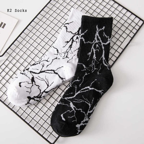 Chaussettes pour hommes Noir Violet Foudre Hommes et Femmes Chaussettes Coton Harajuku Personnalité Blanc Flash Hip Hop Mode Skateboard Filles Chaussettes Z0227