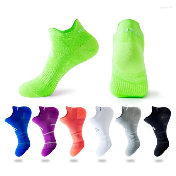 Marque de chaussettes masculines Anti-sweat Unisexe Femmes Femmes HOMMES HOMMES COUPE BRESSIONNABLE SORTIMENT DE BASKETBAL