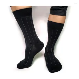 Heren sokken merk katoenheren formeel met mesh sole gestreepte sexy jurk pakken gay mannelijke slang hoge kwaliteit man zwart