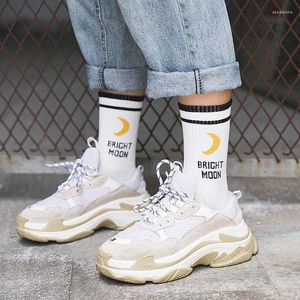 Chaussettes pour hommes Bright Korean Moon Cotton Harajuku Lettre anglaise Femme Femmes mignonnes Kawaii Funny Hip Hop Skateboard Crew Sokken