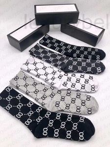 Calcetines para hombre, diseñador, hombre, cuatro estaciones, calcetín deportivo, moda, 5 pares, conjunto, calcetines de diseño clásico para mujer, calcetín bordado con patrón de letra G de alta calidad con caja WXG9