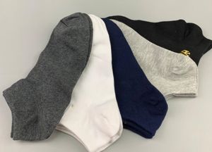 Ensemble de cinq pièces de chaussettes pour hommes, design professionnel, tendance de la mode, atmosphère haut de gamme, numéro 48