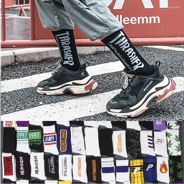 Chaussettes pour hommes mode drôle Harajuku hommes longs gratuits Hip Hop Style de rue sous-vêtements de sport unisexe hiver haut équipage Tube cadeaux