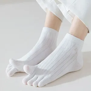 Calcetines para hombres Cinco dedos Tobillo Deporte Algodón Hombres Transpirable Formando Anti Fricción No Show con dedos de los pies