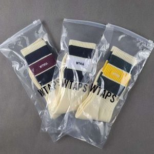 Chaussettes masculines wtaps japonais nishiyama toru wtvua lettre brodée de contraste serviette de serviette de sport inférieur chaussettes de travail Cityboy szj4