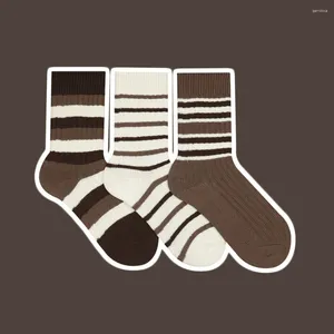 Chaussettes pour hommes Style Maillard automne et hiver rayures marron lait ligne épaisse Ins tendance tube moyen pur coton fille