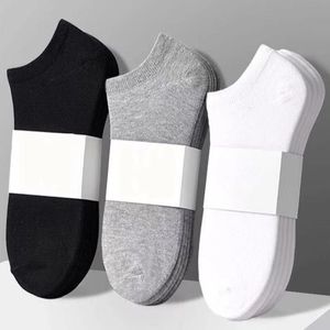 Chaussettes pour hommes Coton d'été pour hommes Noir Déodorant de bateau invisible Résistant à l'usure Absorbant la transpiration Printemps et automne Sports Thin Ins TideMen'