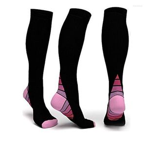 Herensokken Mid-kalf Compressie voor mannen en vrouwen passen bij ademende lange uithoudingsvermogen flexibele sok
