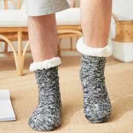 Chaussettes pour hommes et chaussettes en coton épais, chaussures chaudes d'hiver pour chambre à coucher, sommeil confortable, bas antidérapant, cadeaux de vacances pour garçons 231205