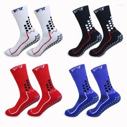 Chaussettes pour hommes vendent des chaussettes de basket-ball professionnelles Sport pour hommes cyclisme en plein air escalade course séchage rapide respirant adulte antidérapant