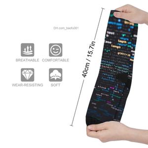 Code de développeur du logiciel Chaussettes pour hommes. Chaussettes Sports Stock Chaussettes Homme et Imprimées Hip Hop Z230727