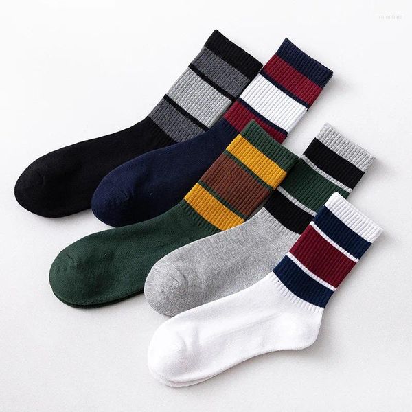 Calcetines para hombres deportes algodón casual de algodón de invierno gruesos y la versión coreana de la personalidad cálida del sudor absorbente