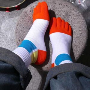 Chaussettes de sport créatives pour hommes, Compression à cinq doigts, colorées, mode jeune, antibactérienne, respirante, robe avec orteil