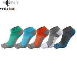 Chaussettes pour hommes Vertical - Mens Five Finger Pure Cotton Coton Sockes Sporty Breathable confortable Friction Friction Rentaning with Toes UE 38-44 YQ240423