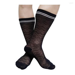 Calcetines para hombres Onda Rayas Vestido para hombre Trajes Sheer Ver a través de malla Medias formales Sexy Regalos de boda de negocios Transpirable Softy