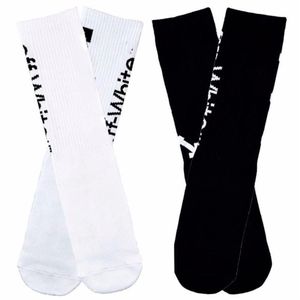 Chaussettes pour hommes XXX Harajuku Blanc Hommes Hip Hop Mode Long Skateboard Basketball Sport de plein air Calcetines302S