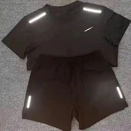 Men de sport Nake Tech Suit Shorts Two Pied Men's Women's Gym Women Wear imprimé Raphturé à sec respirant T-shirt de basket