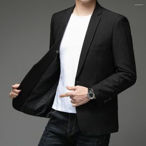 Herenpakken 2023 Aankomst Mannen Zwarte Blazers Voor Kantoor Zakelijk Alledaagse kleding Notched Collar Back Split Design Outfits Mannelijke kleding Clothings