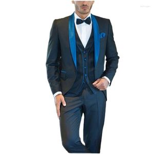 Costumes pour hommes 2023 Tuxedos de mariage italien noir à bouton unique avec châle bleu royal revers fête formelle robe cintrée 3 pièces