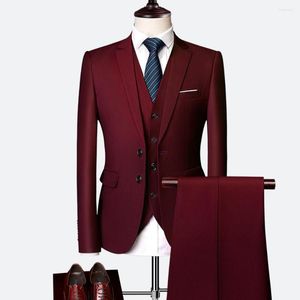 Trajes para hombre 2023, traje informal de negocios de talla grande de Color sólido para hombre, traje de tres piezas a la moda de una fila con dos hebillas, novio ajustado coreano