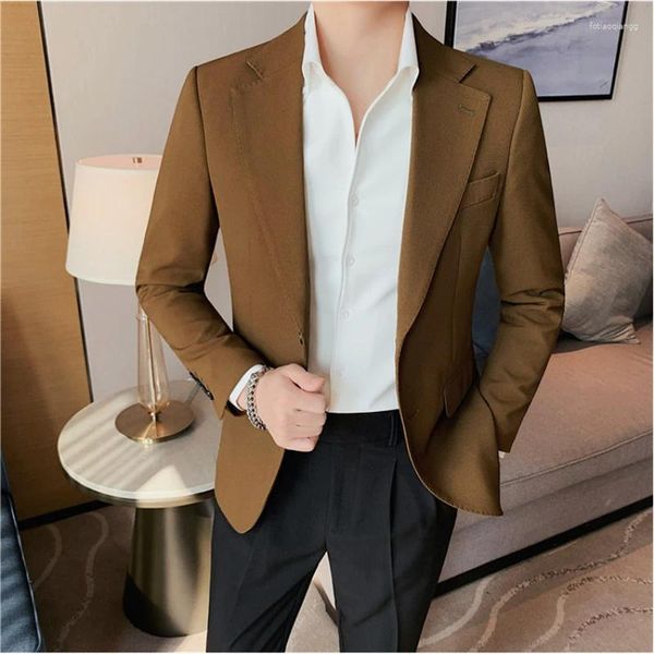 Trajes para hombres 2023 Traje Ropa Chaqueta de lujo Ocio elegante para hombres Blazers de color caqui negro Diseñador de festivales de bodas 4XL