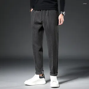 Trajes para hombres 2023 Pantalones de traje grueso de invierno Hombres Casual Recto Coreano Clásico Moda Negocios Paño de lana Pantalones formales Masculino A105