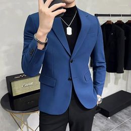 Costumes masculins 2024 Vêtements de marque Men Spring High Quality Casual Business Suit Male Slim Fit Fashion Groom Tuxedo / Man Robe de couleur solide Blazer