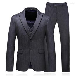 Herrenanzüge 2024 Brauner klassischer grauer Anzug für Männer Slim Fit Bräutigam Hochzeit Smoking Blazer Männliche formelle Geschäftsjacke Weste Hosen 3-teilig