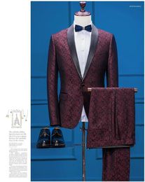 Suits para hombres 2024 Burgoña Jacquard Prom traje Boda para hombres Elegante chaqueta de moda Fit Slim Groom Blazer Sets de 2 piezas Tuxedo Masulino