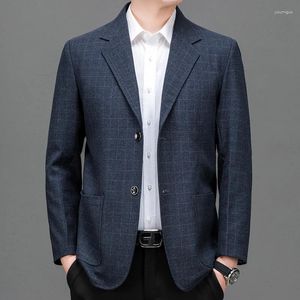 Trajes para hombres 2024 Primavera Otoño Hombres Blazers a cuadros Azul Gris Azul marino A cuadros Patrón sutil Chaqueta de traje Masculino Moda corporativa Uniforme Oficina