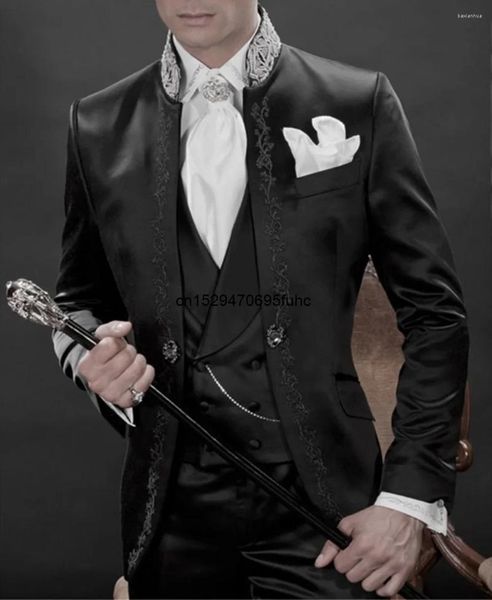 Trajes para hombres 2024 Estilo Negro Plata Gris Bordado Novio Esmoquin Padrinos de boda Boda Novio de graduación (Chaqueta Pantalones Chaleco)