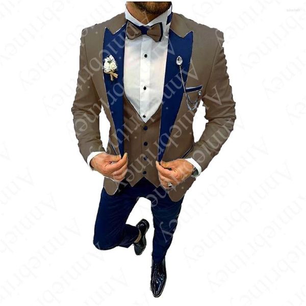 Costumes pour hommes 3 pièces Beige kaki revers coupe ajustée formelle pour les garçons d'honneur de mariage Tuxedos vêtements Blazer gilet pantalon (sans cravate) 2023