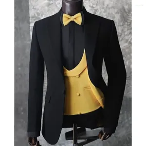 Costumes pour hommes Blazer noir Terno simple boutonnage revers cranté trois pièces veste pantalon gilet jaune coupe cintrée Costume de mariage Hombre