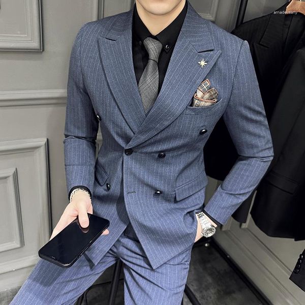Costumes pour hommes (Blazer Vest Pants) Boutique Mode Business Style italien Double boutonnage Rayé Décontracté Mariage Formel 3 pièces