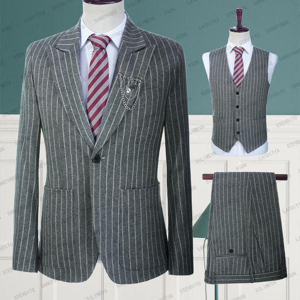 Trajes para hombres Blazers 2023 para hombres 3 PCS Casual Slim Fit Summer Gray Ripe Blanco Blazer Chaleco Juego de pantalones de boda formal 230227