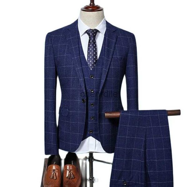 Trajes para hombres Blazers 2023 Tweed Hombres Plaid Terno Traje de boda Un botón Novio Esmoquin Blazers de lana Chaqueta Pantalones Chaleco 3 piezas Conjunto Chaleco Pantalones YQ231101