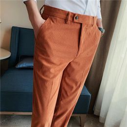 Herenpakken blazers herfst winter pantalon homme mode solide dikke warme corduroy pak broek mannen kleding 2023 slanke fit casual business t