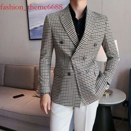 Suisse pour hommes Blazers British Style Slim Fit Houndstooth Blazer For Men Fashion Double Business Office Office Bureau Robe de mariée Veste 231031
