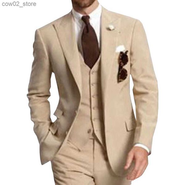 Trajes para hombres Blazers Champagne 3 piezas Fiesta de negocios Los mejores trajes para hombres Solapa en pico Dos botones Por encargo Boda Novio Esmoquin 2020 Chaqueta Pantalones Chaleco Q230103