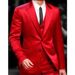 Costumes pour hommes Blazers Custom Red Satin Prom/Party Men Slim Fit Skinny Fashion Groom Tuxedos Blazer 3 Pièces (Veste Gilet Pantalon)