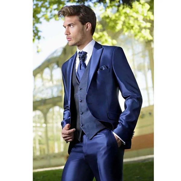 Trajes masculinos blazers personalizados homeme new Bright Blue Mens Wear 3 piezas 2019 Fiesta de llegada Vestido de noche Boda Q240507