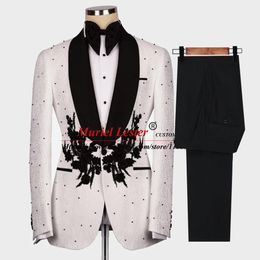 Costumes pour hommes Blazers Formels Hommes Slim Fit Noir Revers 3D Fleurs Perles Blazer Sur Mesure 2 Pièces Marié Porter Mariage Tuedo Floral Veste Pantalon 230728