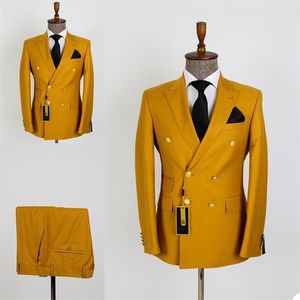 Costumes pour hommes Blazers Robe de mariée de printemps en pur coton pour hommes jaunes de haute qualité en deux pièces sur mesure en métal doré à double bouton 230406