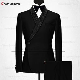 Trajes de hombre Blazers Luxury Formal Black Wedding Men Suit Set Slim Fit Padrinos de boda Novio Tuxedo White Designs Shiny Shawl Lapel Blazer Pantalones 2Pcs 220909